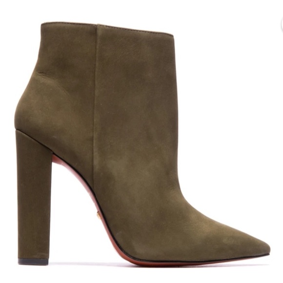 NWOB Gabriella ankle boot by L’intervalle - Picture 1 of 10